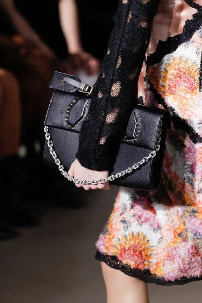 Look 66